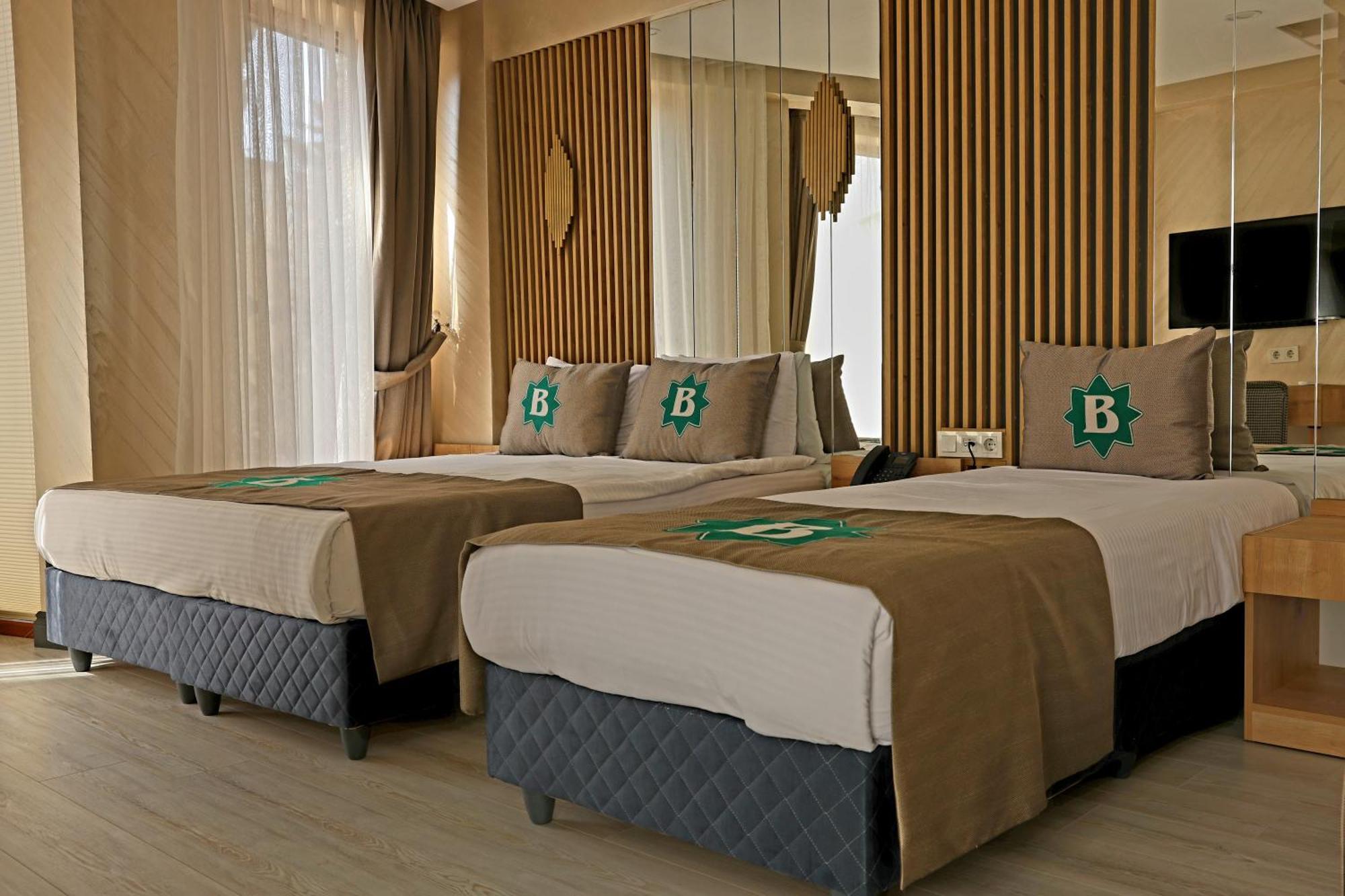 บิซิม โอเทล Hotel อิสตันบูล ภายนอก รูปภาพ