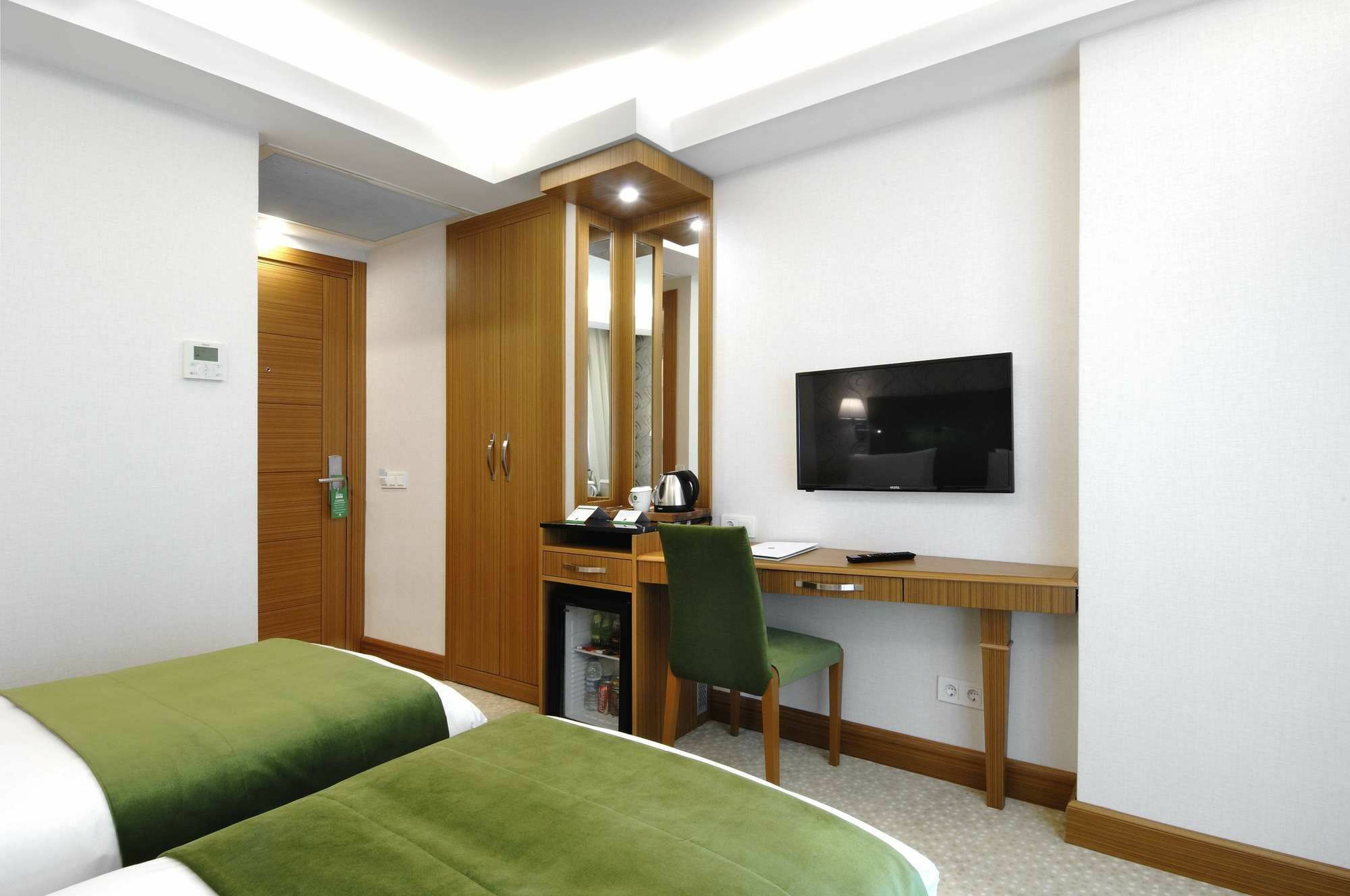 บิซิม โอเทล Hotel อิสตันบูล ภายนอก รูปภาพ